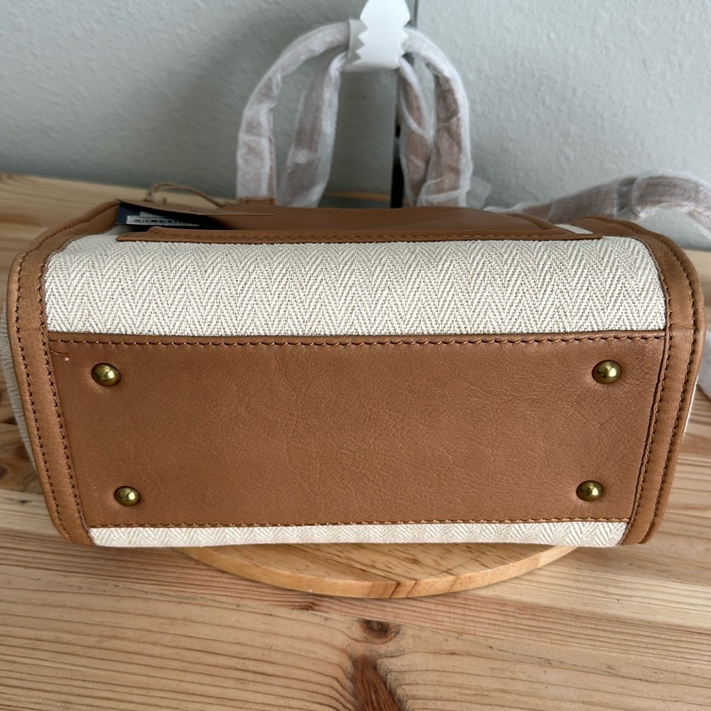 American Leather Co. Bayberry Small Leather Tote w/ Crossbody Strap - Picture 7 of 7